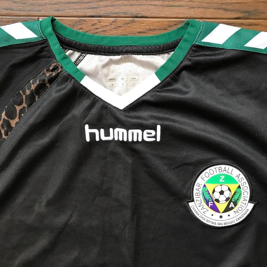 hummel ザンジバル代表 11-13 ホーム Zanzibar 2011 - 2013 Home Shirt (Very good) S for sale