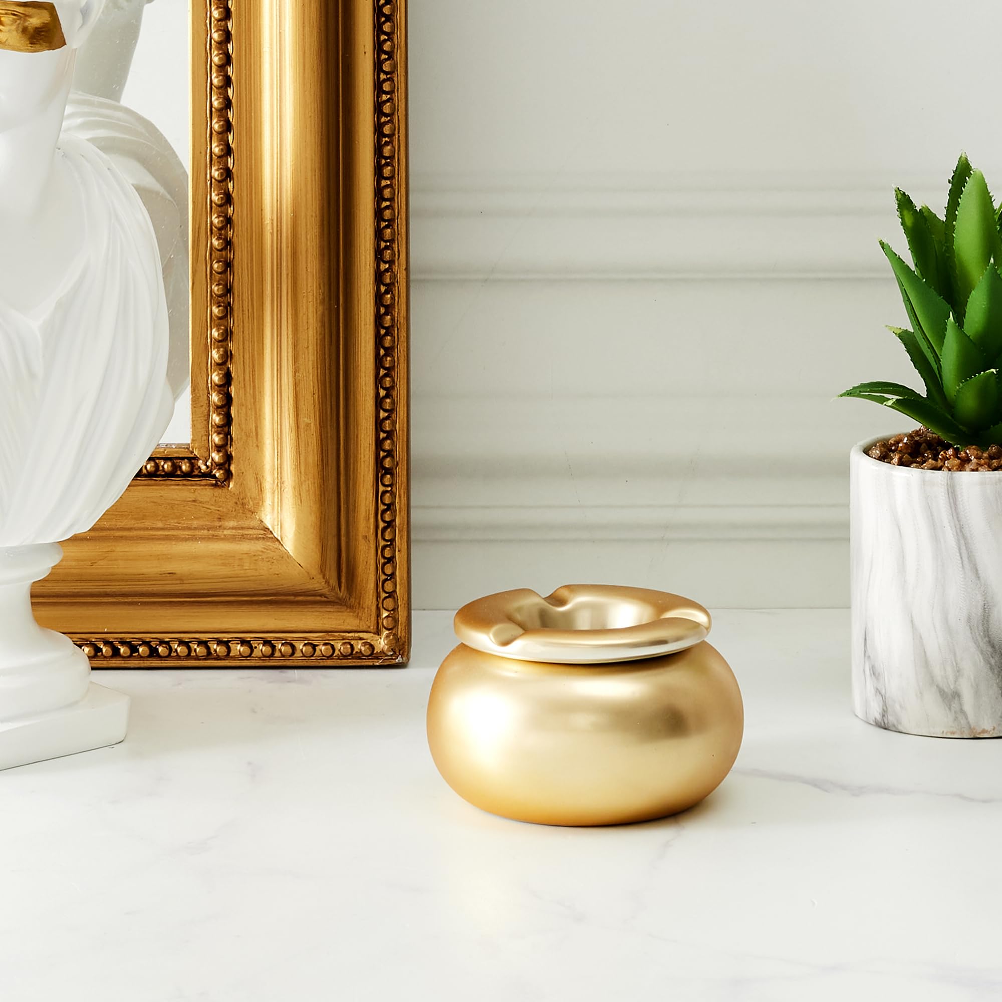 Image secondaire de Cendrier Marocain Doré 10cm - Design Oriental Pratique