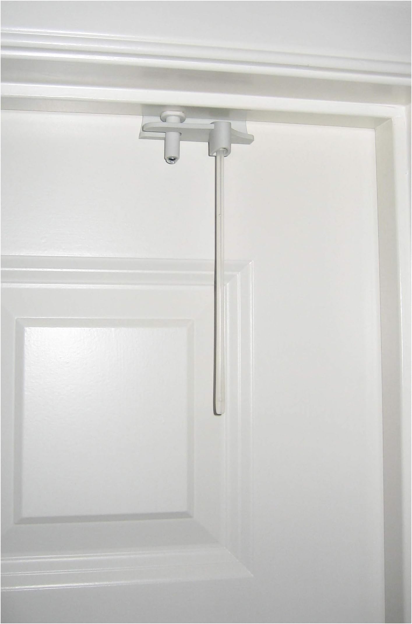 Safety Innovations Child Proof Deluxe Door Top Lock for 1 3/8 inch Thick Interior Doors Only, Made of Tough ABS Plastic (2-Pack)