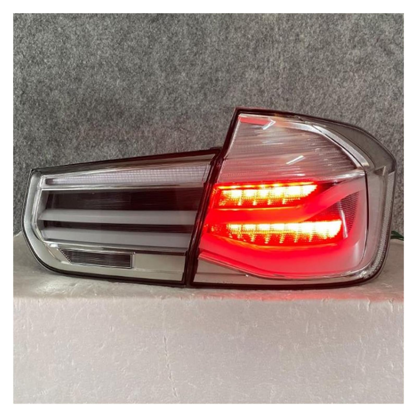 Amazon.co.jp: 車の LED テールライト、BMW 3 シリーズ M3 F30 F35 F80