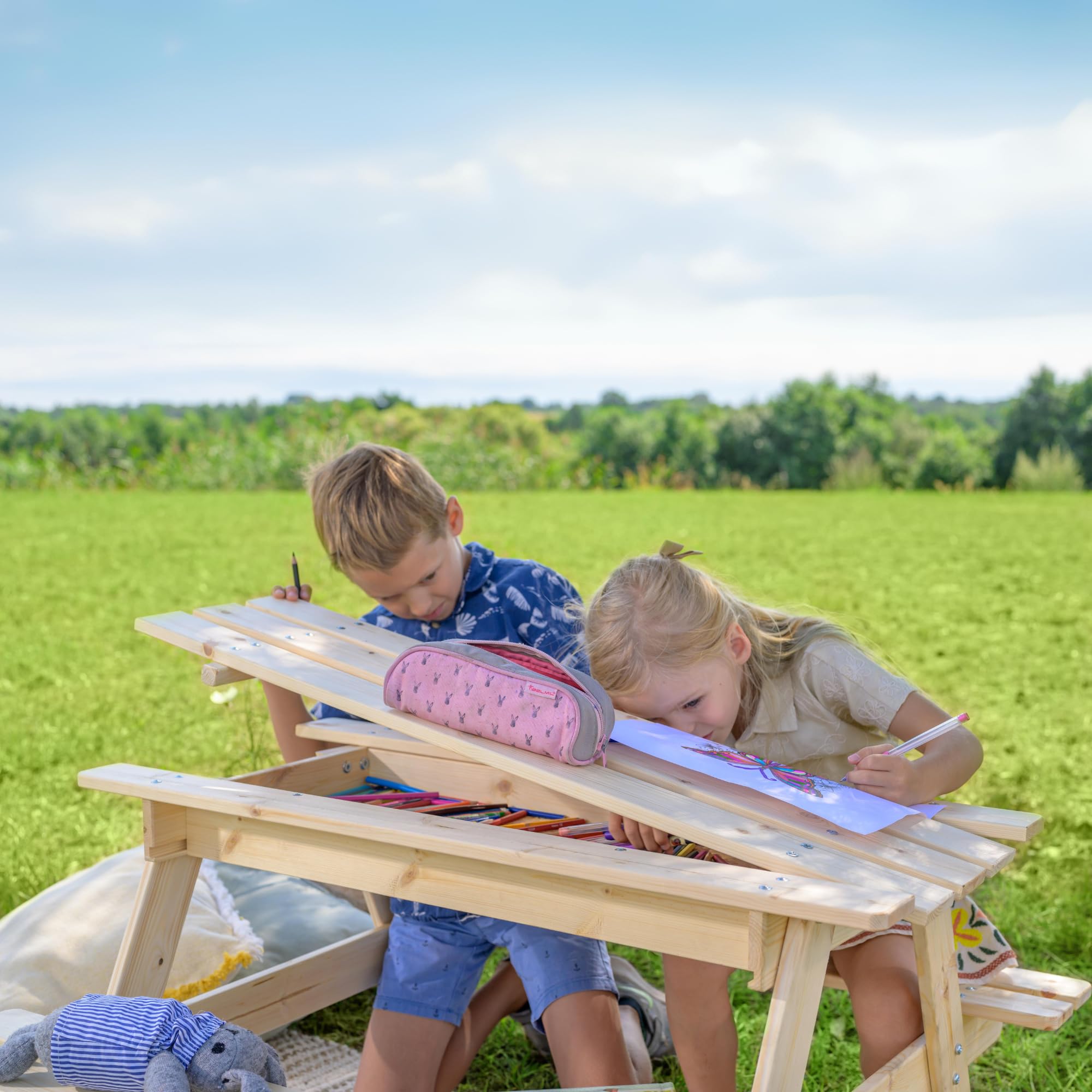 TIMBERA M010-1 Table et Chaise Enfant pour Le Jardin - Salon de Jardin avec Boîte de Rangement - 90x90xH50 cm pour l'Extérieur ou à l'Intérieur