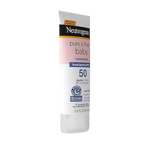 Miniatura 13 de Neutrogena Pure & Free, loción protectora solar para bebés SPF 50, sin lágrimas, sin fragancia
