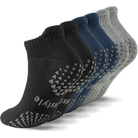Non-Slip Yoga Socks with Grips for Men and Women [Size 10-13]