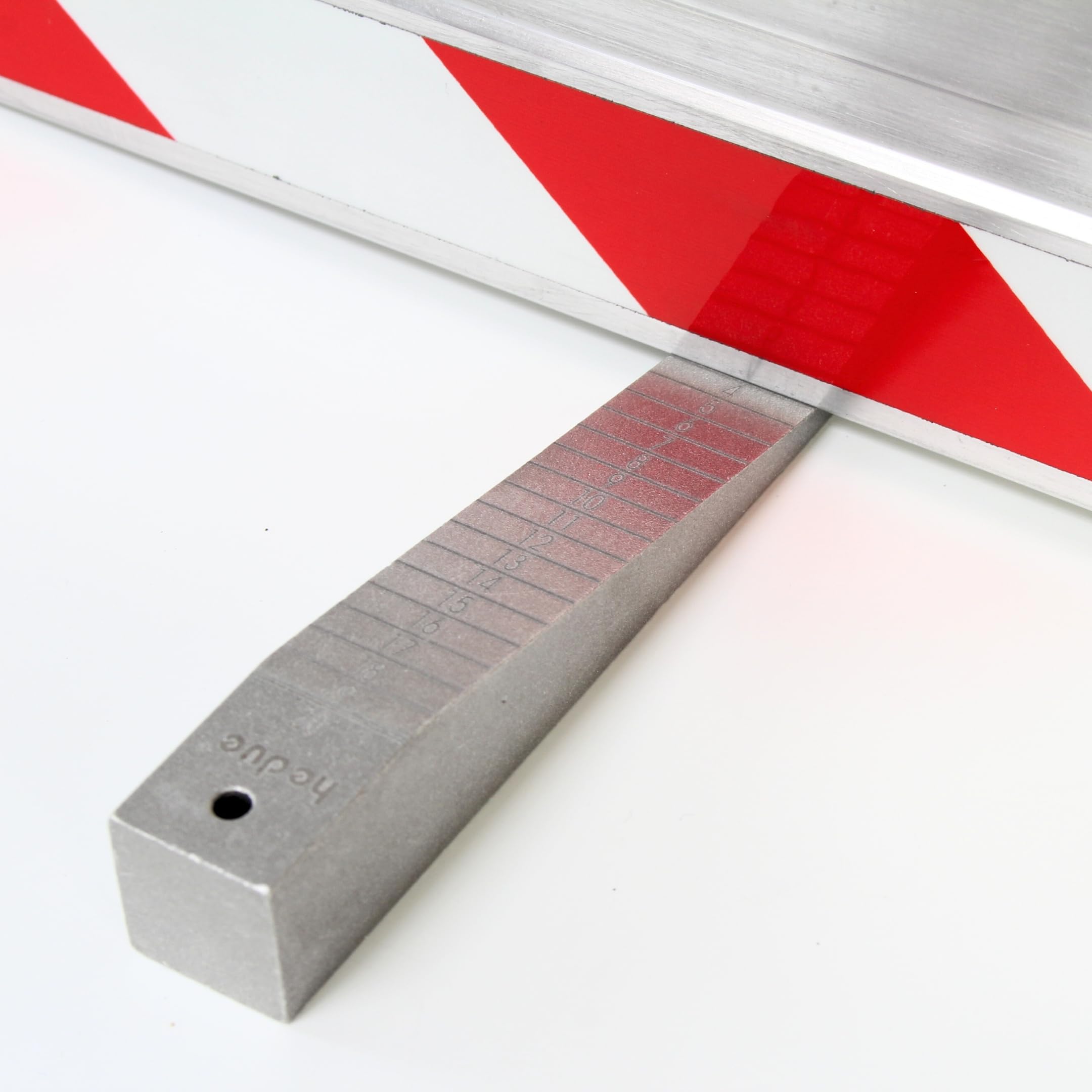 Cale de mesure S600 – cale conique pour inégalités et fentes, plage de mesure 1–20 mm, lecture 1 mm