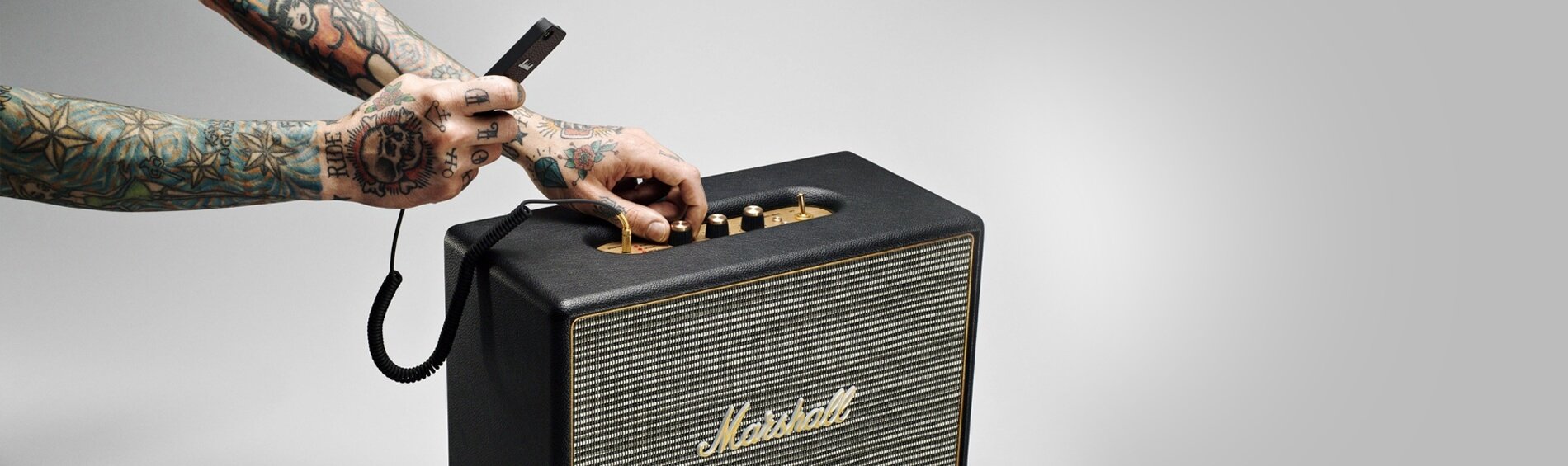 Amazon.com: Marshall, bocina con Bluetooth, con altavoz activo incluido  Woburn 200W, inalámbrico, color negro. : Electrónica