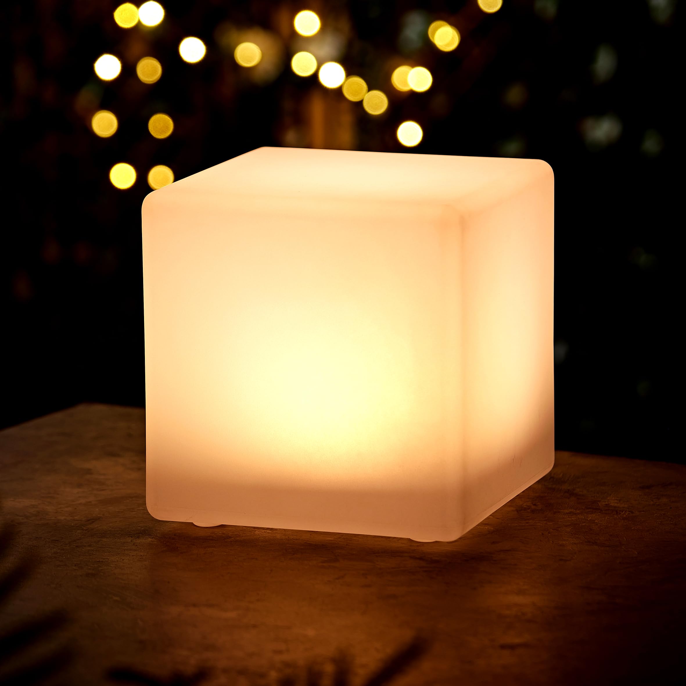 Spetebo Lámpara LED solar de plástico en forma de cubo, luz blanca cálida, 30 cm, iluminación decorativa para jardín y terraza, con aspecto de cristal esmerilado