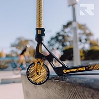 Vista 28 de Root Industries Invictus Complete Pro Scooter – 120mm Honeycore Wheels, Chromolite Bars, HIC Compression & Cut-Out Deck