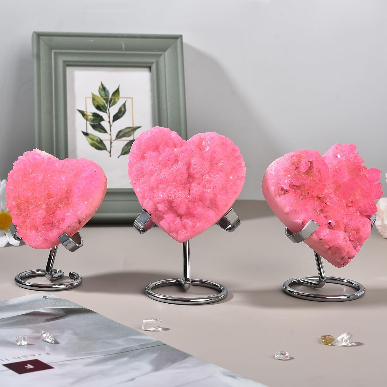 JIC Gem Large Pink Titanium Coated Heart Crystal Cluster Geode Healing Crystals Heart Shaped Rocks with Crystal Display Stand Home Decor Reiki Meditation 3.54-3.93 inch