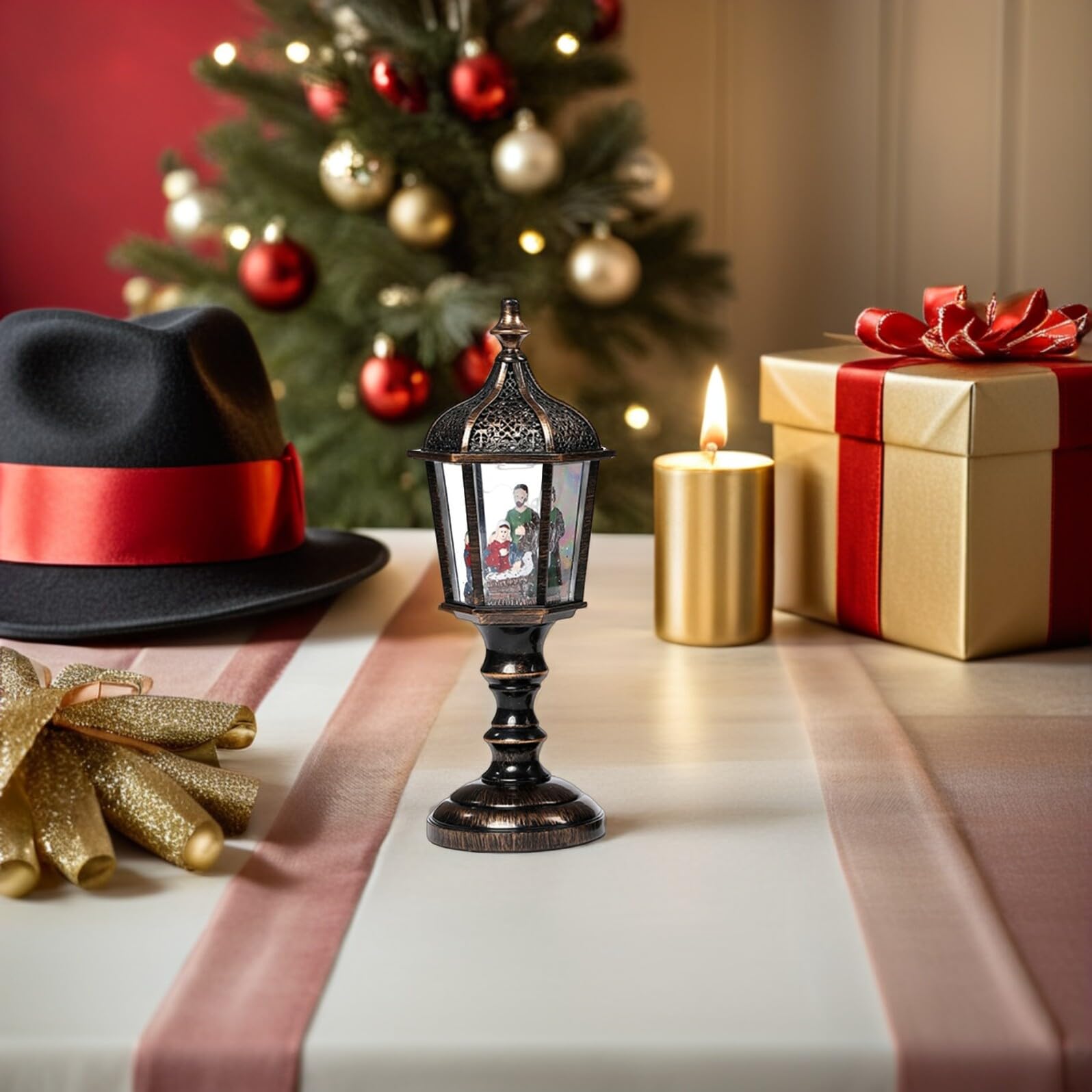 SOIMISS Adornos Navideños de Resina Luz LED y Música 2 Piezas Árbol y Muñeco Decoración USB Recargable para Hogar Oficina y Fiestas Farolillos de Bola de Nieve sin Pilas