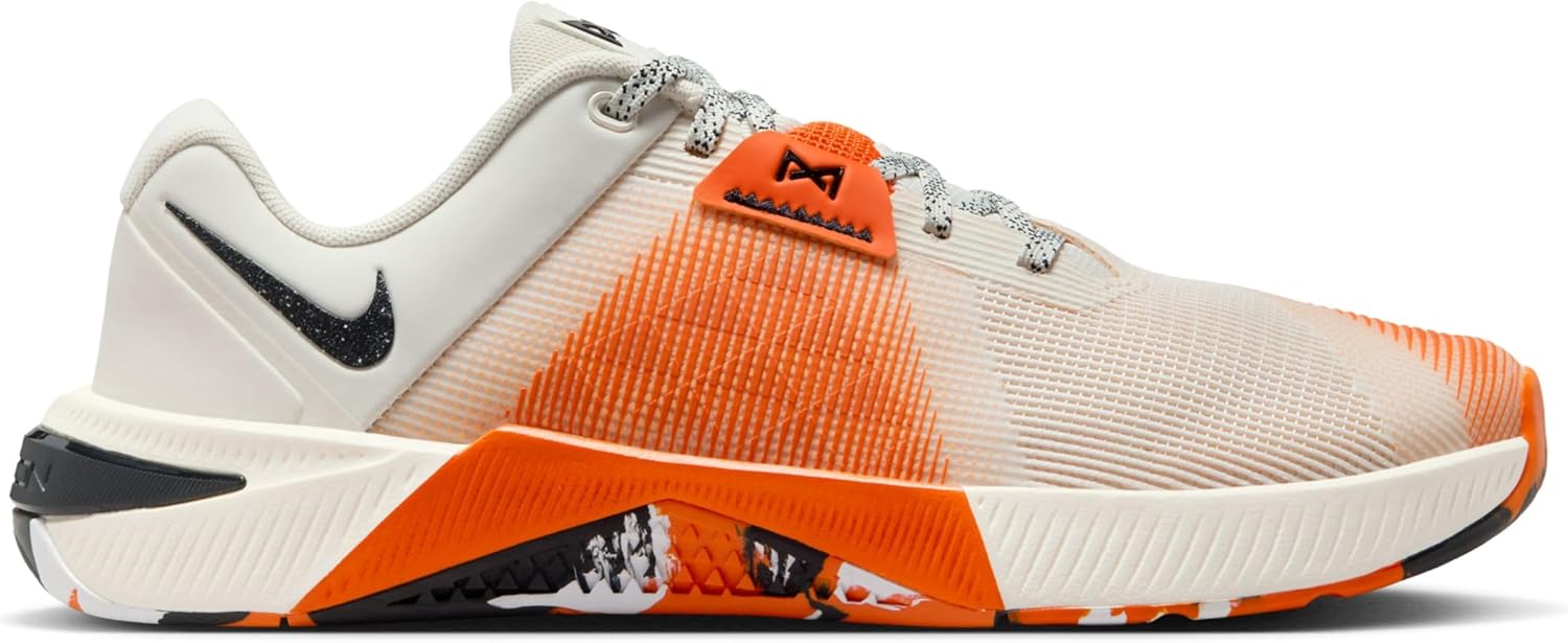 Nike Metcon 10 Women's Workout Shoes (Soft Pearl/Safety Orange/Black)