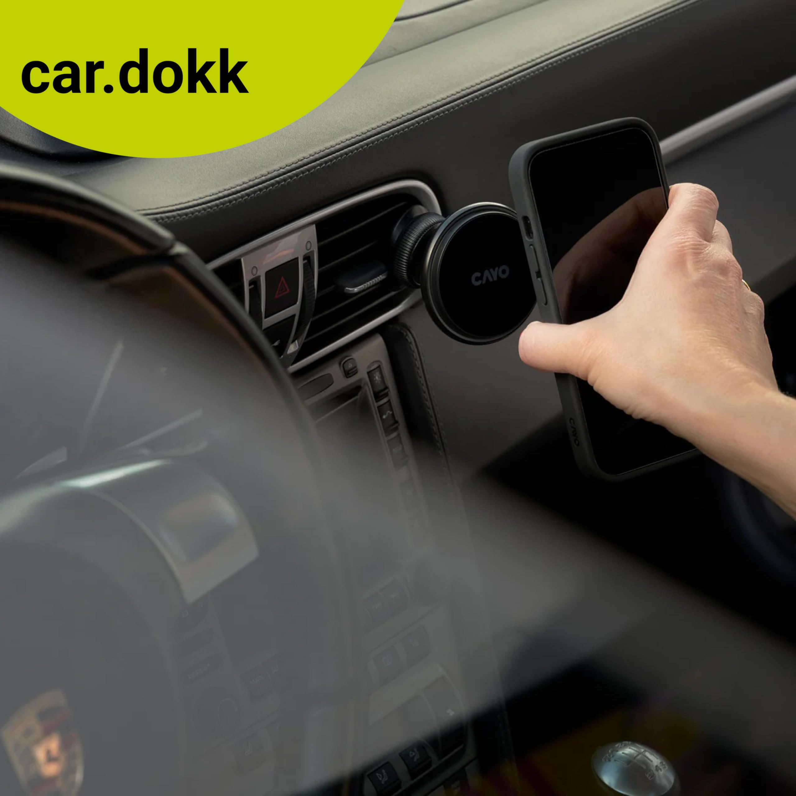 CAYO car.dokk - Supporto magnetico per cellulare per auto con funzione di ricarica induttiva da 15 W, supporto per bocchetta di ventilazione con morsetto brevettato, compatibile con MagSafe, fissaggio