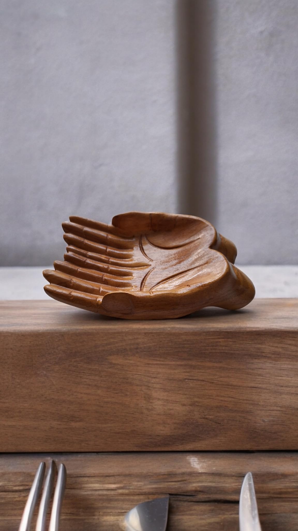 CleanPrince 2 Stück Holzschalen Hände, 175x125x45mm, braun, Ringschale Hochzeit Schlüsselschale Opferschale