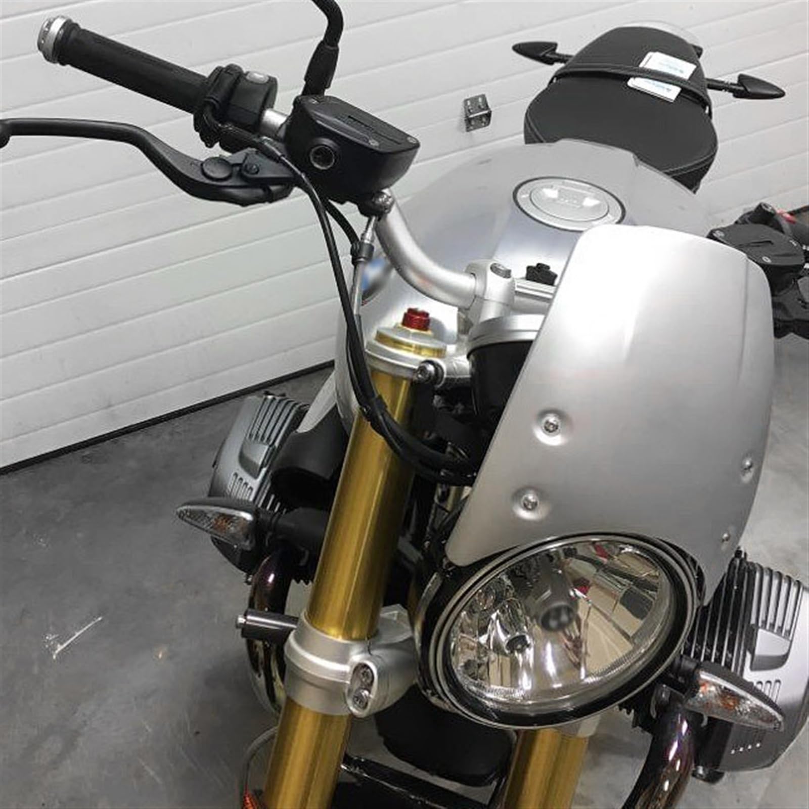 rizoma BMW RnineT ヘッドライトフェアリング ZBW042 rizoma / リゾマ ヘッドライトフェアリング BMW RnineT スポイラー