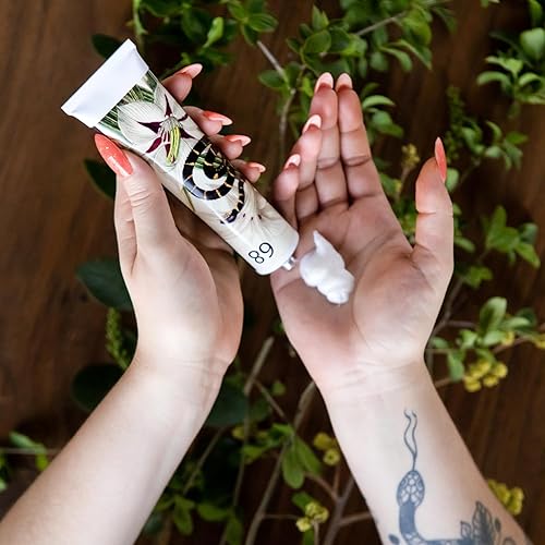 Vista 23 de TOKYOMILK Crema para manos, 2.3 onzas – Romantic & Ethereal, manteca de karité y manteca de cacao, humectante de manos, crema de manos perfumada