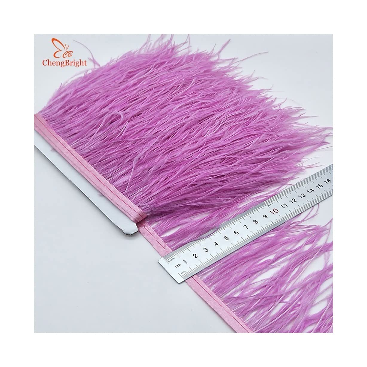 Frange plumes d'autruche violet clair 9m pour réparer un bas de robe