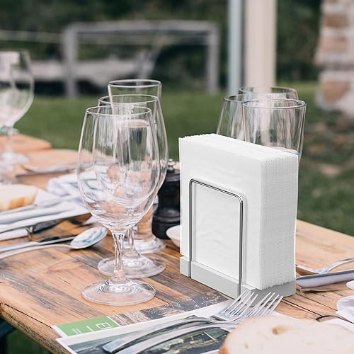 Vista 182 de Wican Bandeja para toallas de invitados para baño, soporte de servilletas de roble y hierro para tocador, mesa de comedor, cesta de madera