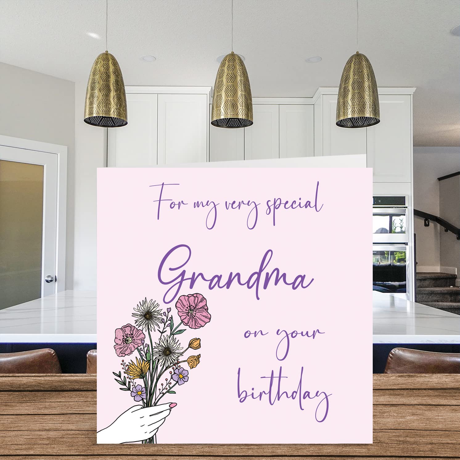 Carte D’anniversaire Pour Grand-mère – Design Fleuri Avec Message Personnalisable – Enveloppe Incluse – Fabriquée Au Royaume-Uni
