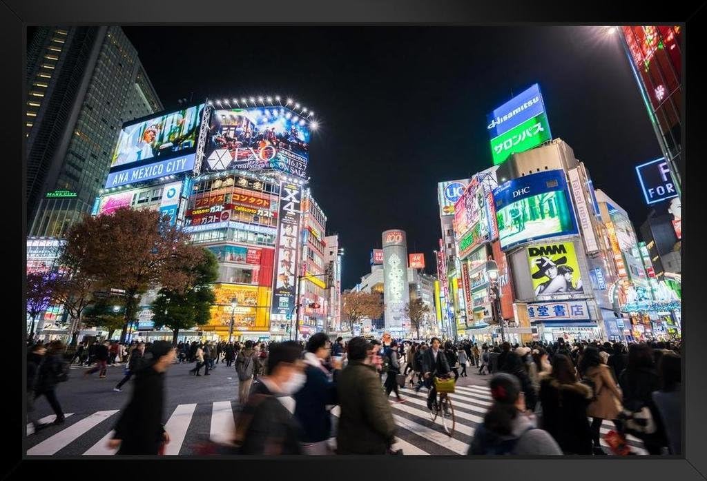 Amazon Com Shibuya Crossing At Night Tokyo Japan Photo Photograph Cool Wall Decor Art Print Poster 36x24 Posters Prints