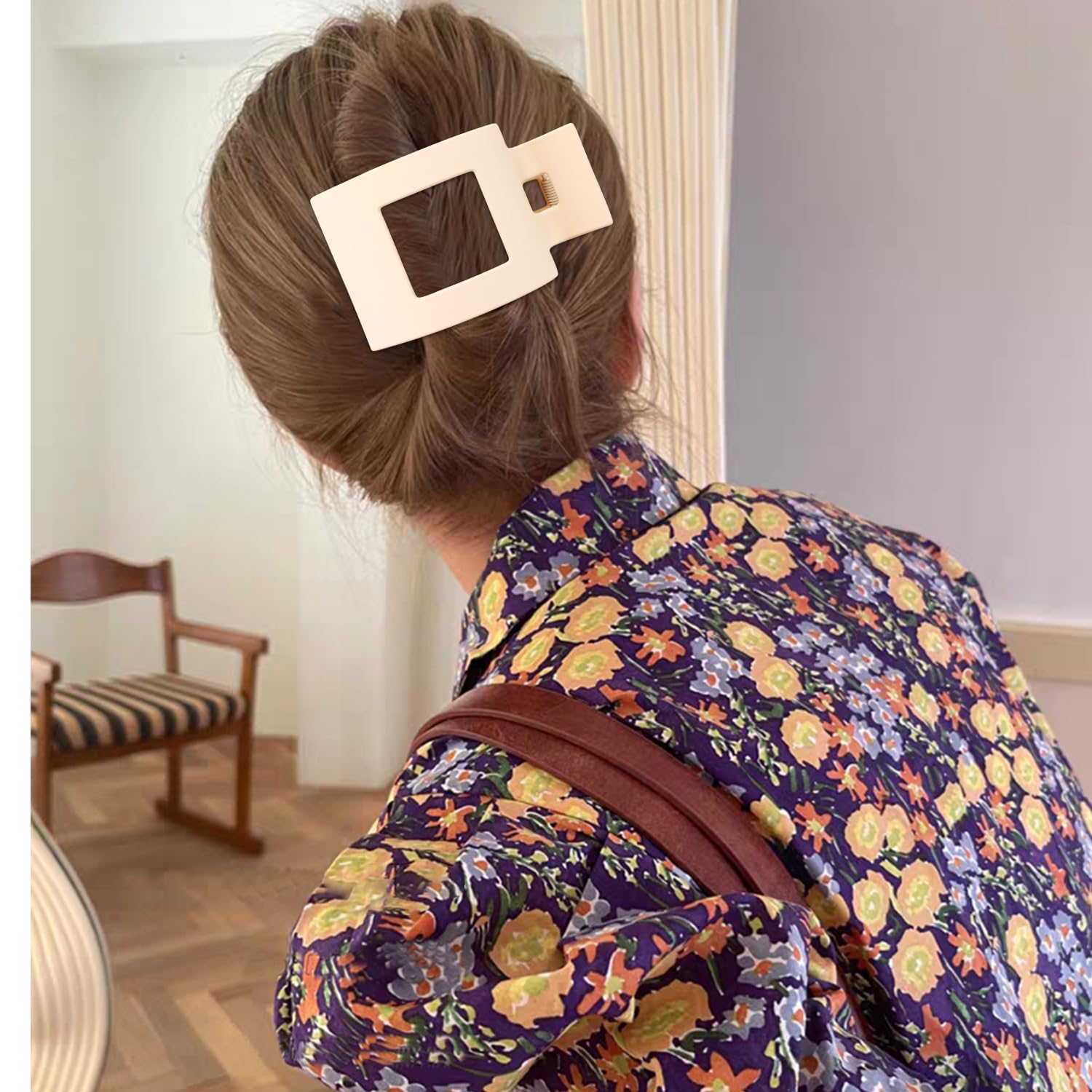 Velscrun Flat Hair Clips for Women Girls, Matte Lay Flat Claw Clips, Strong Hold Large Hair Clip for Thick or Thin Hair, French Duck Billed Hair Jaw Claw Clip, Non Slip Grip for Daily Styling Brown - Image 6