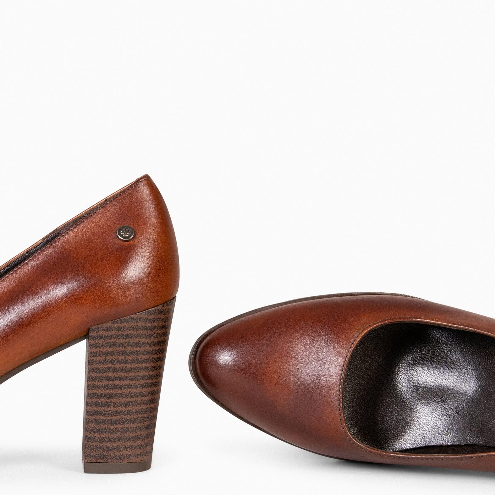 miMaO, Zapatos de tacón Ancho de Piel para Mujer, Salones cómodos con Plantilla de Gel, Elegantes para Oficina, Eventos y Uso Diario, Fabricados en España