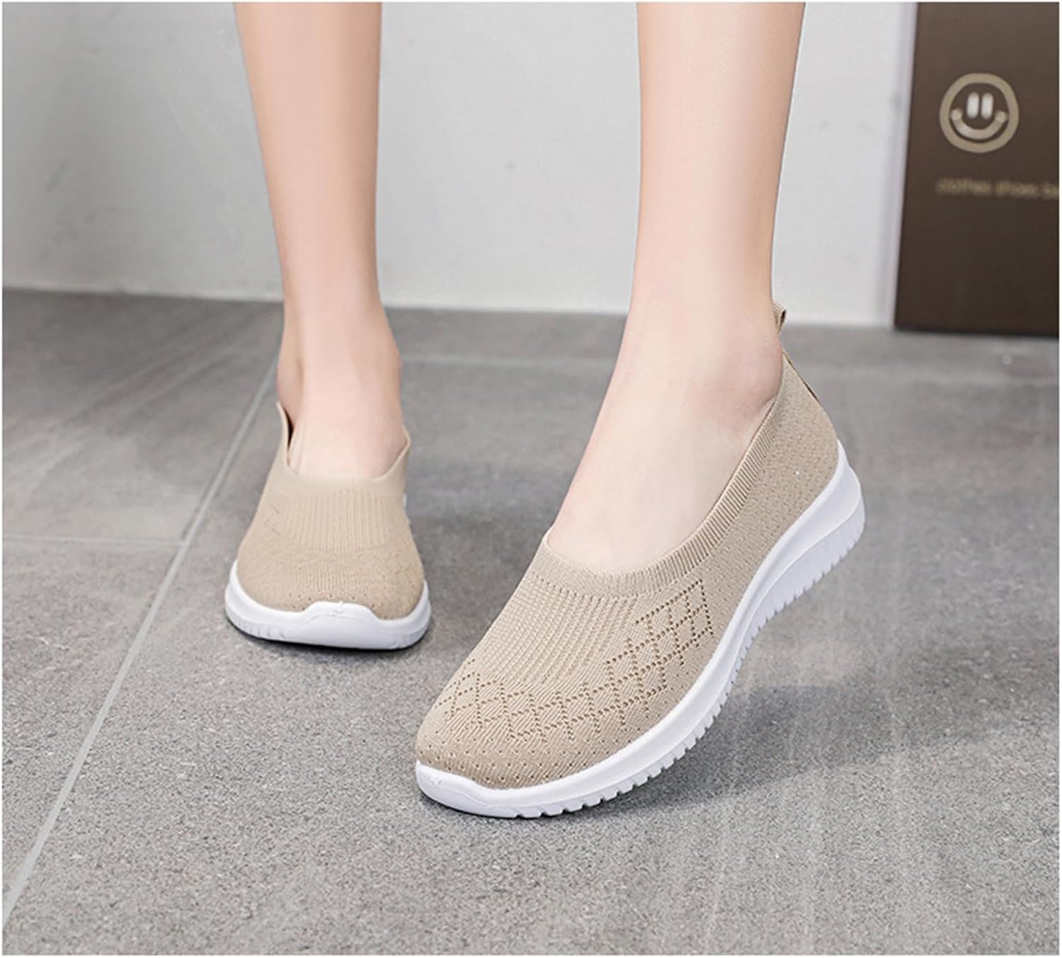 Walking Shoes for Women Summer Breathable Mesh Hollow Out Knitted Flats Casual Comfortable Slip On Soft Sole Sneakers Athletic Walking Sneakers with Arch Support