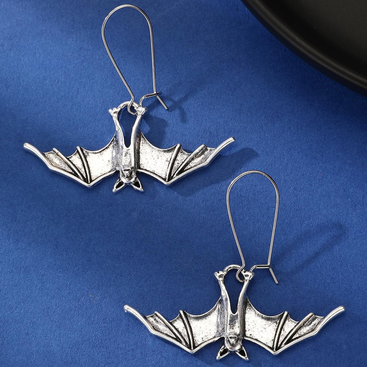 Punk Bat Earrings for Women and Men Hanging Upside Down Gothic Bat Dangle Earrings Halloween Cosplay Party Jewelry - Image 3