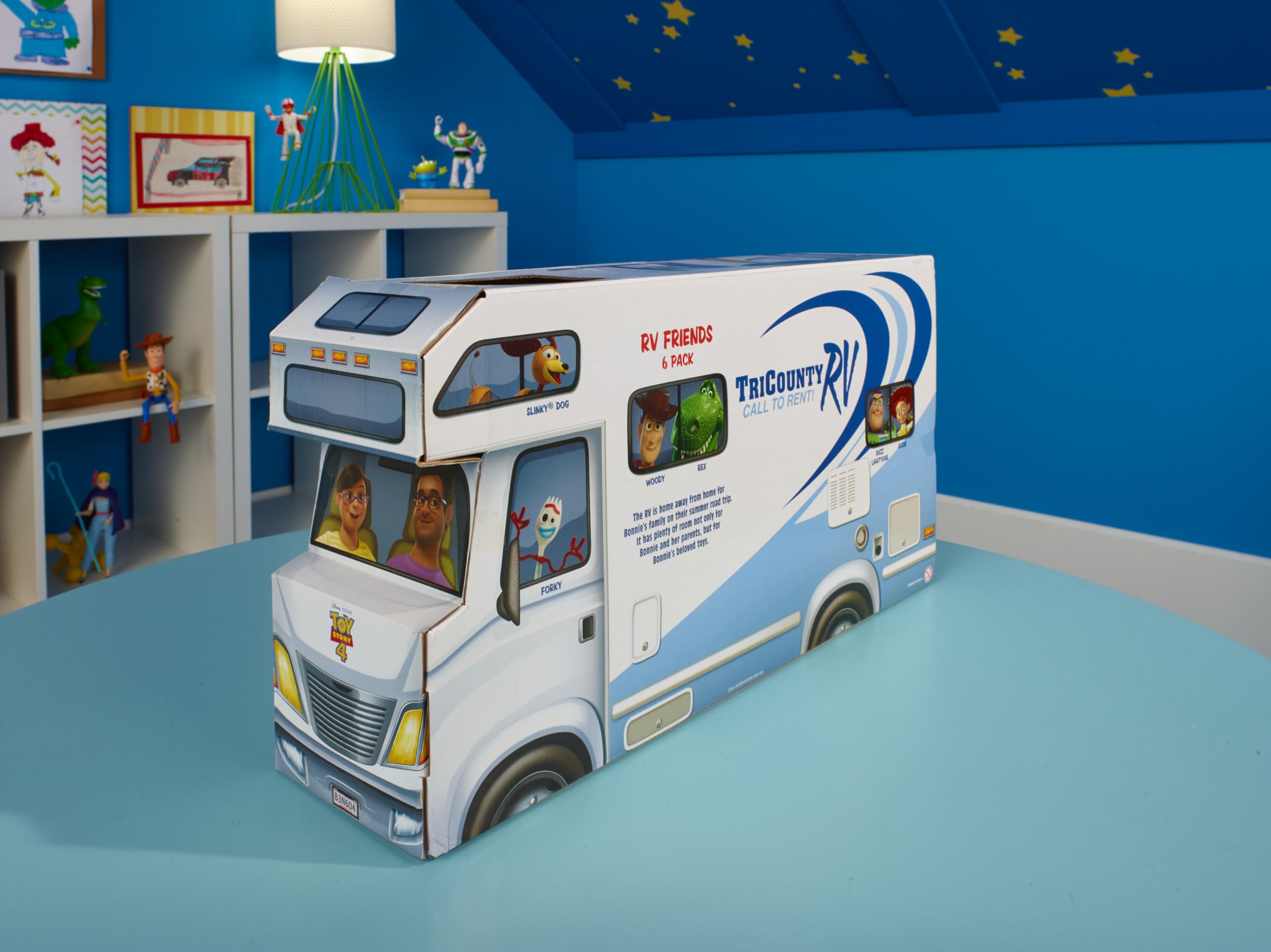 Mattel Disney e Pixar - Toy Story 4 confezione personaggi, avventure in vacanza, confezione da 6 con Woody, Buzz, Rex, Slinky, Jessie e Forky, snodati, Giocattolo e regalo per Bambini 3+ Anni, GDL54