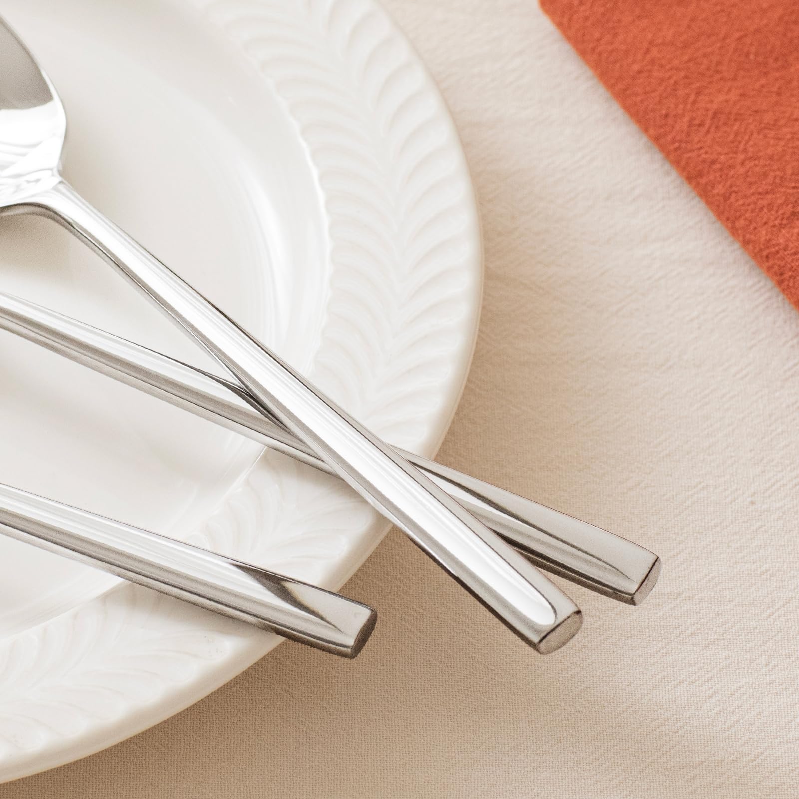 KINGSTONE Esslöffel-Set, 16-teilig, Bestecklöffel, Premium-Edelstahl-Löffel, hochglanzpoliert und spülmaschinenfest, Verwendung für Küche, Zuhause, Hochzeit, Party