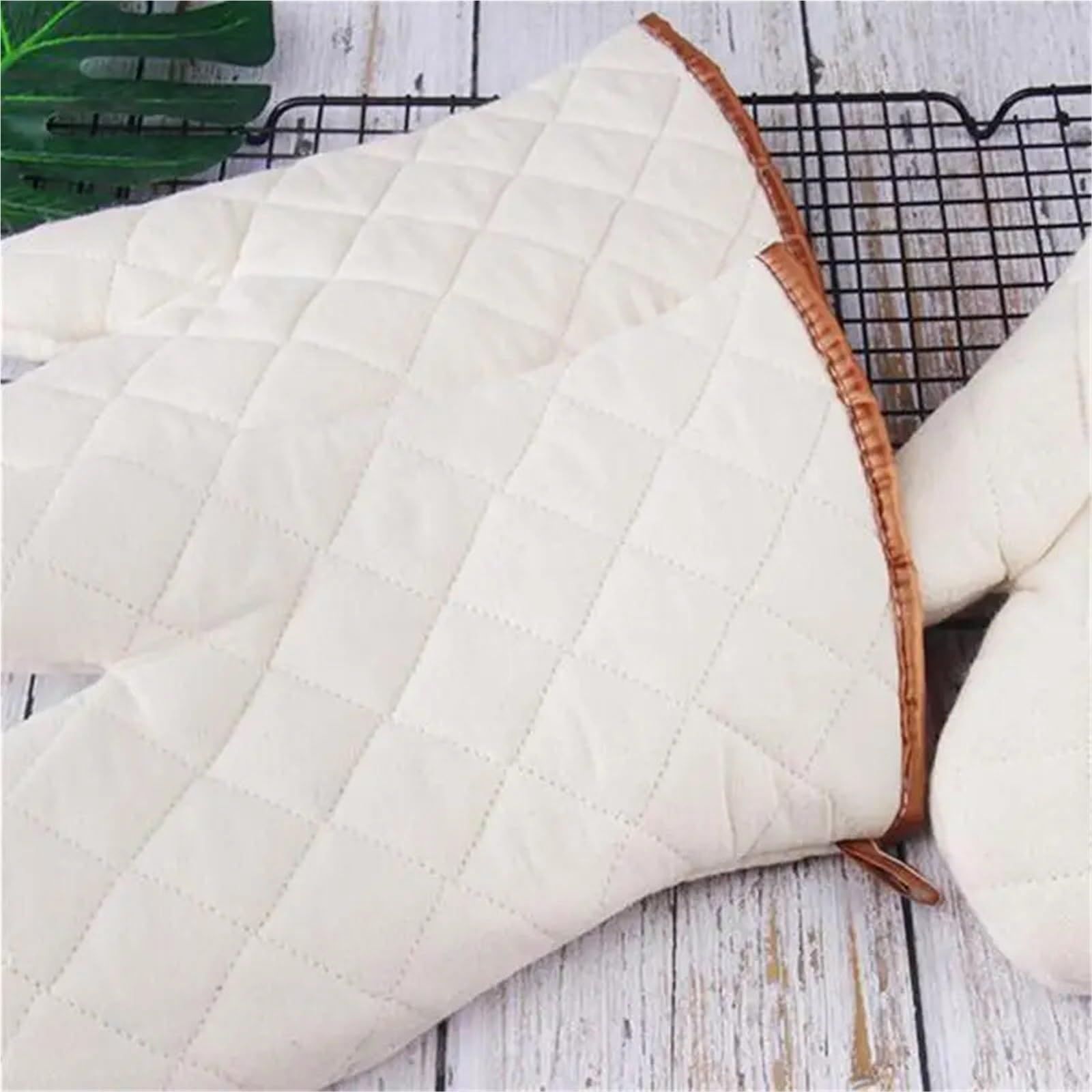 MRKU Gants de Cuisine en Coton Blanc, Lot de 2, antidérapants et résistants à la Chaleur, pour la Maison, Le Restaurant et Les grillades.