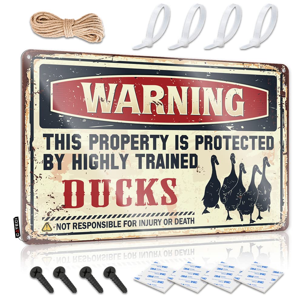 ZTBBDNQHA Vintage Metal Signs Funny Warning This Property Is Protected By A Highly Trained Duck Sign Man Cave Funny Signs Man Cabe Decor(30X40CM)