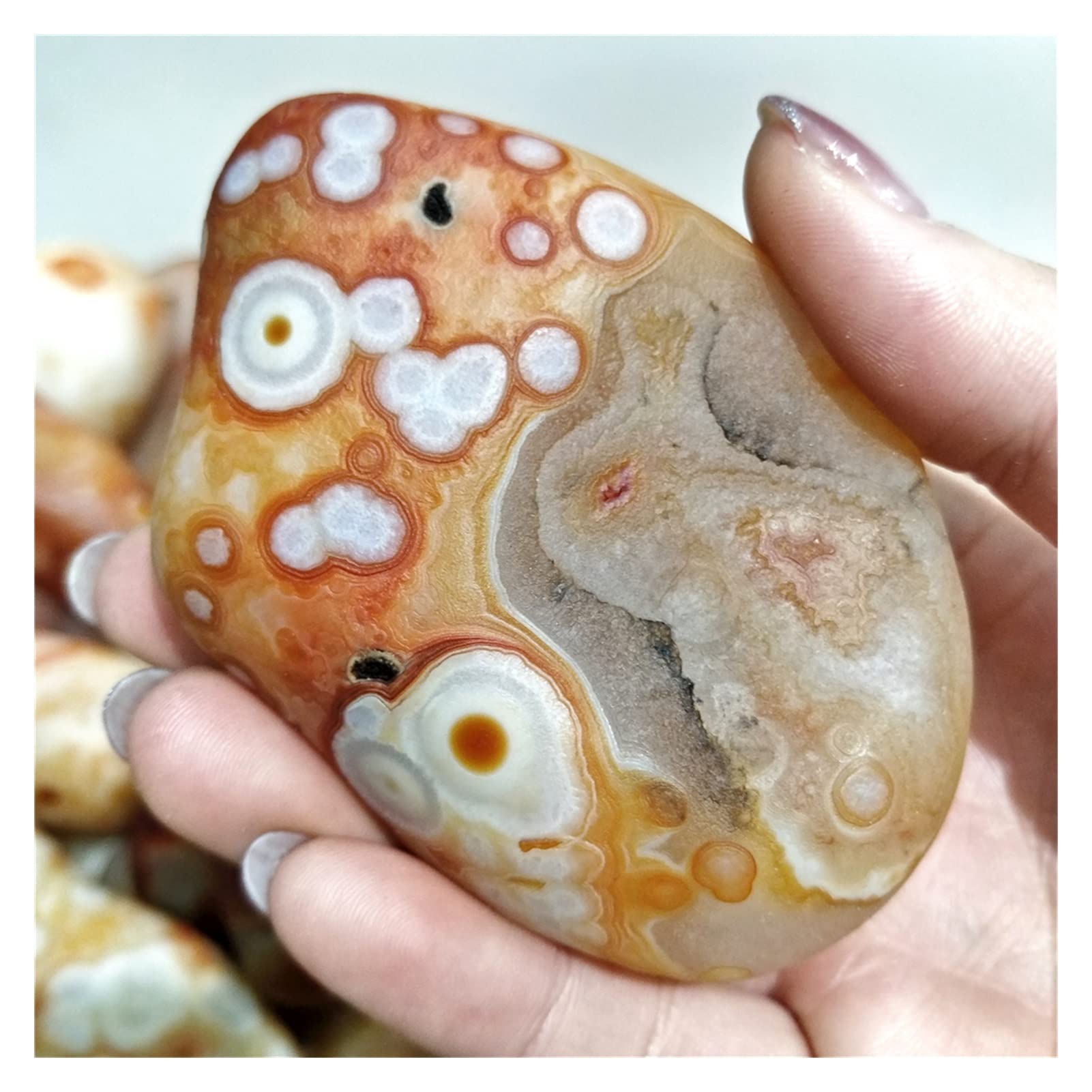 天然石の装飾品 球体と岩の組み合わせ 天然石の装飾品 球体と岩の