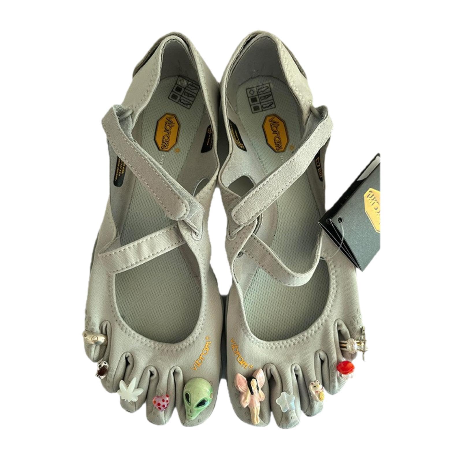 Pilates Split Toe Shoes Comfortable Gymnastic Gift Multipurpose Five Finger 39| Premium | Stylish | Trendy | Fashionable-picture-35