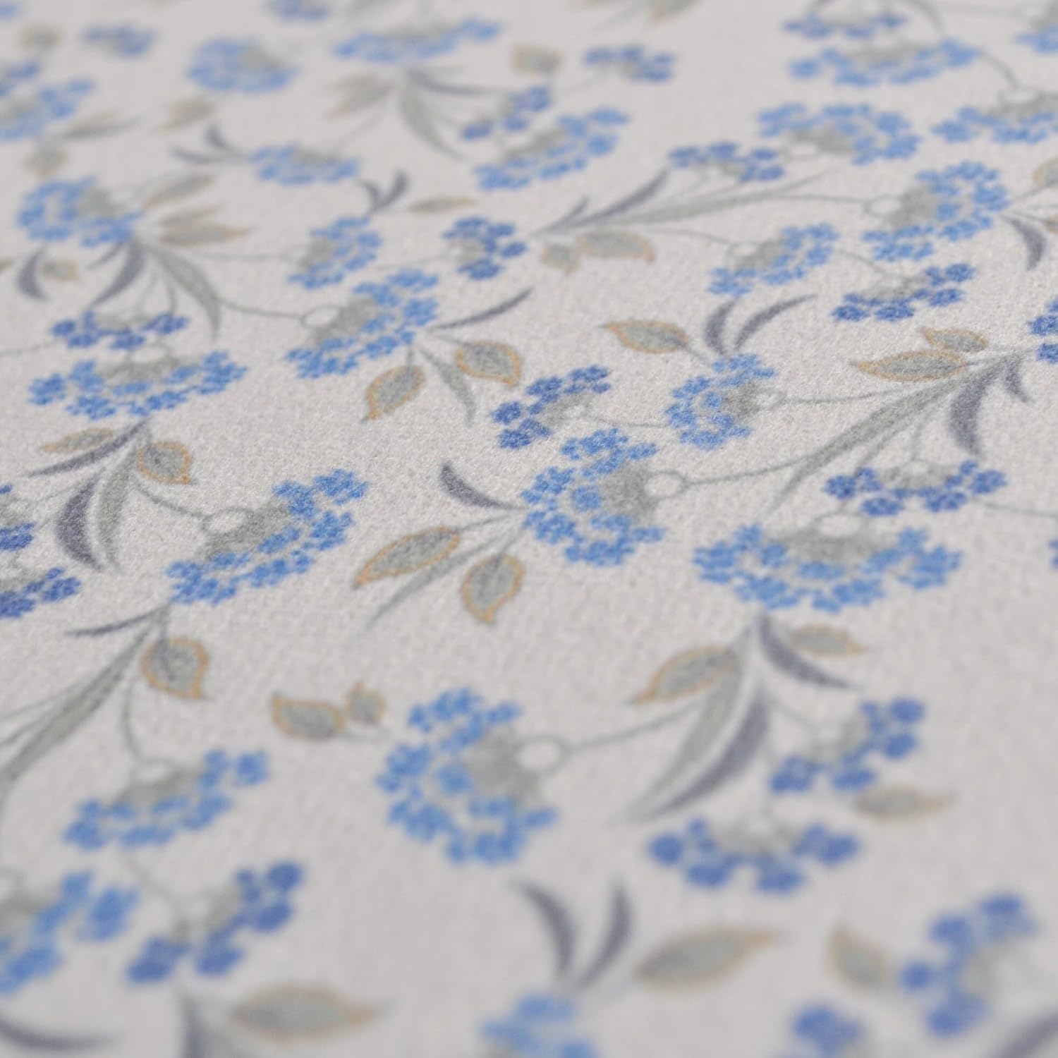 Mahjong Mat Beautiful Vintage Quilt Floral Pattern, 33 x 33 Inches, Light Blue Scalloped Design, Machine Washable, Non-Slip Neoprene, Thick, Perfect Quality Gift, Mahjong Accessories