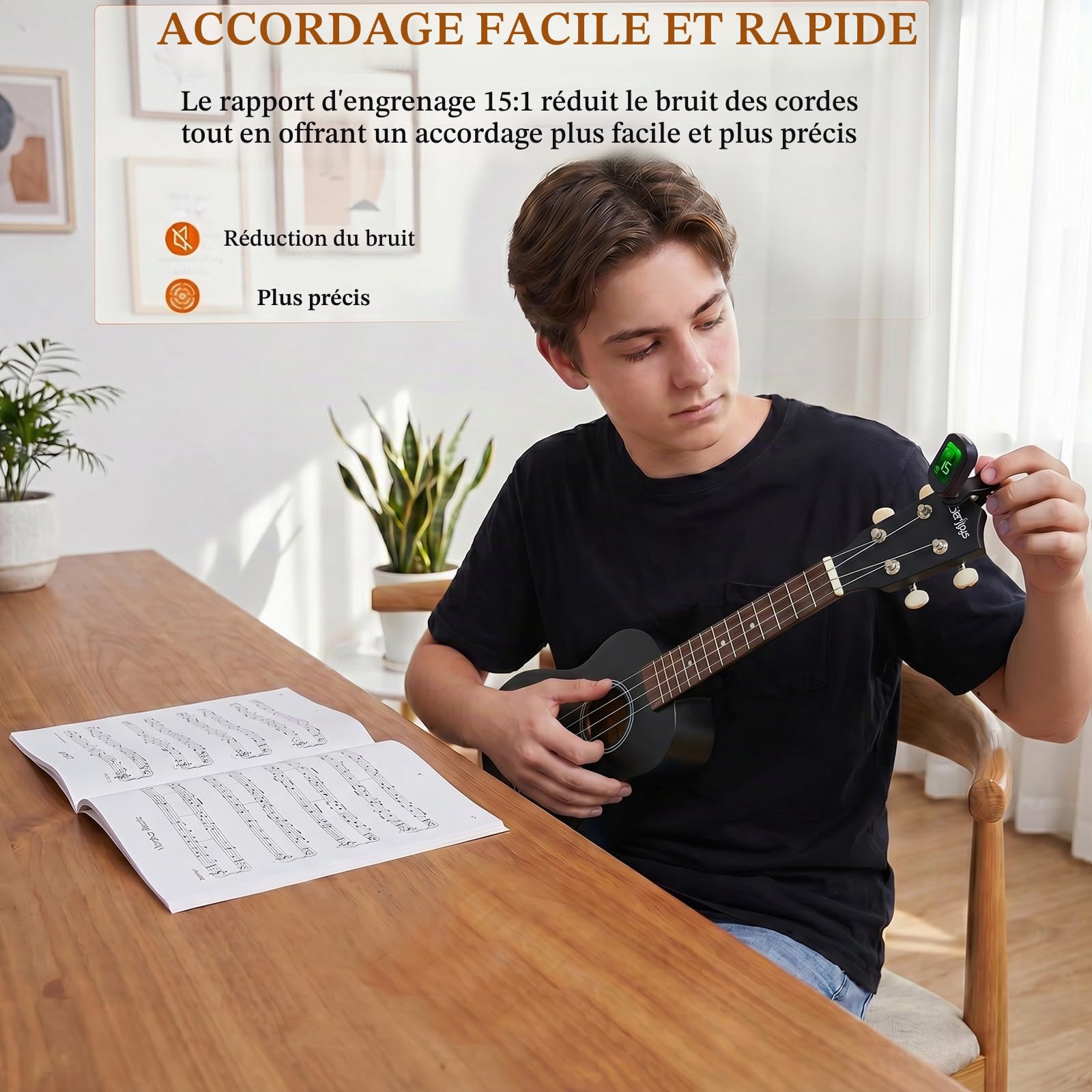 Soprano Ukulele, 21 pouces Ukulélé Hawaïen Kit pour Débutants avec Yukulele Housse, supplémentaire Cordes, Accordeur, Sangle, Recueil de Partitions en ligne