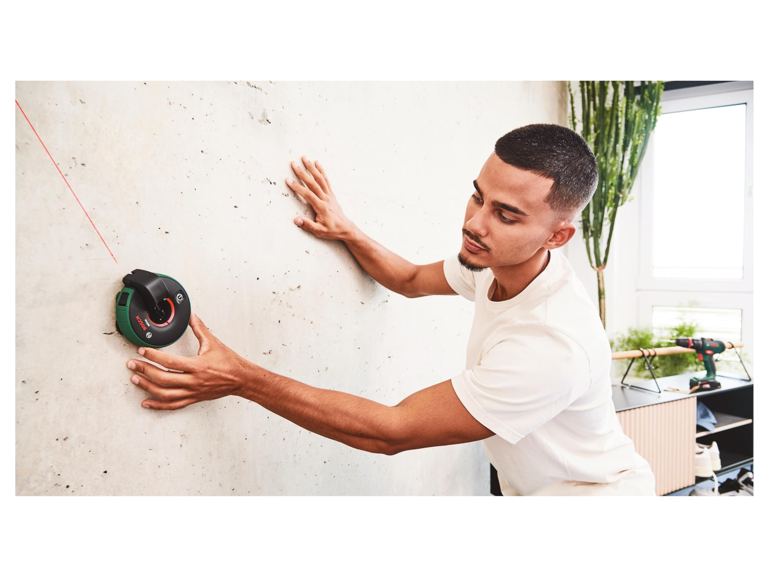 Bosch Home and Garden nivel láser de líneas 2 en 1 Atino 2.ªgen. con cinta métrica extraíble y bloqueable(alineación horizontal/vertical gracias al acoplamiento superficies blandas duras)