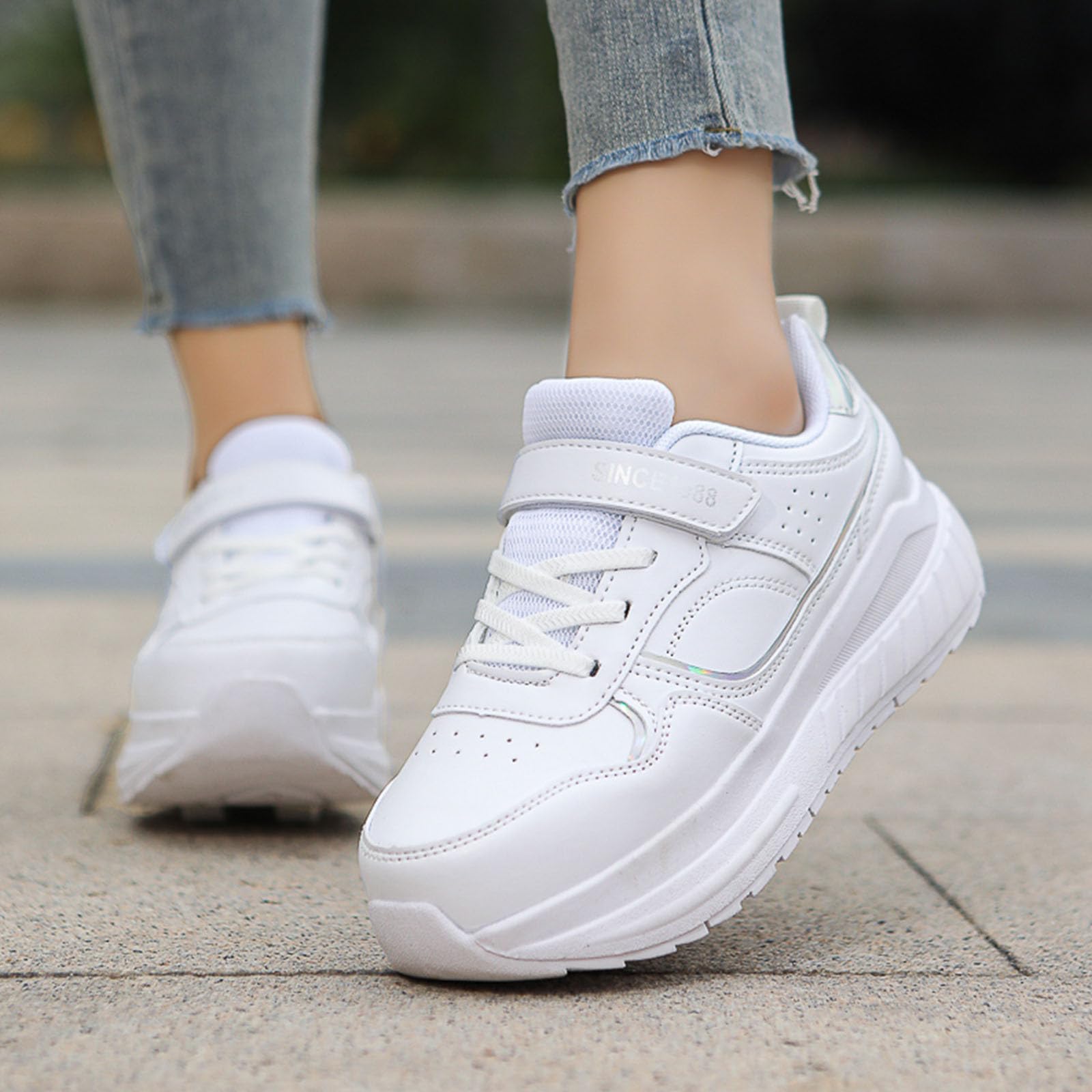 ENEN Chaussure a Roulette Mode Fille, Mode Rue Chaussures a roulettes Retractable Garçons, Basket Roulette Enfant, Roller 4 Roues Déformable Adolescents pour Rue Extérieure Jouer