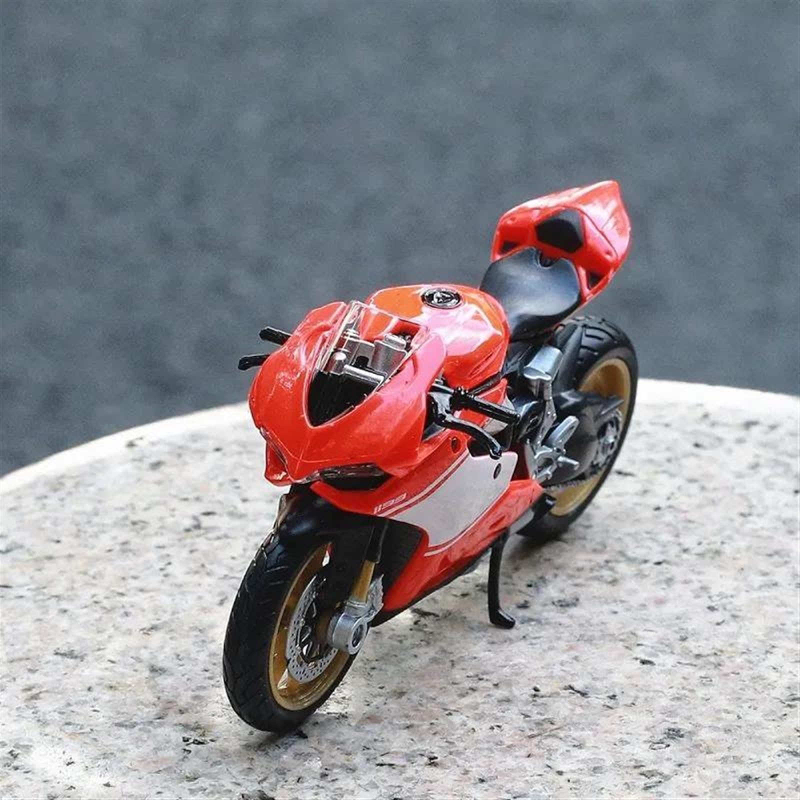 SEYXF Motorbike Toy Motorcycle Model Alloy Simulation Diecast Metal Toys Gifts 1/18 for Ducati 1199 for Superleggra(with Retail Box)