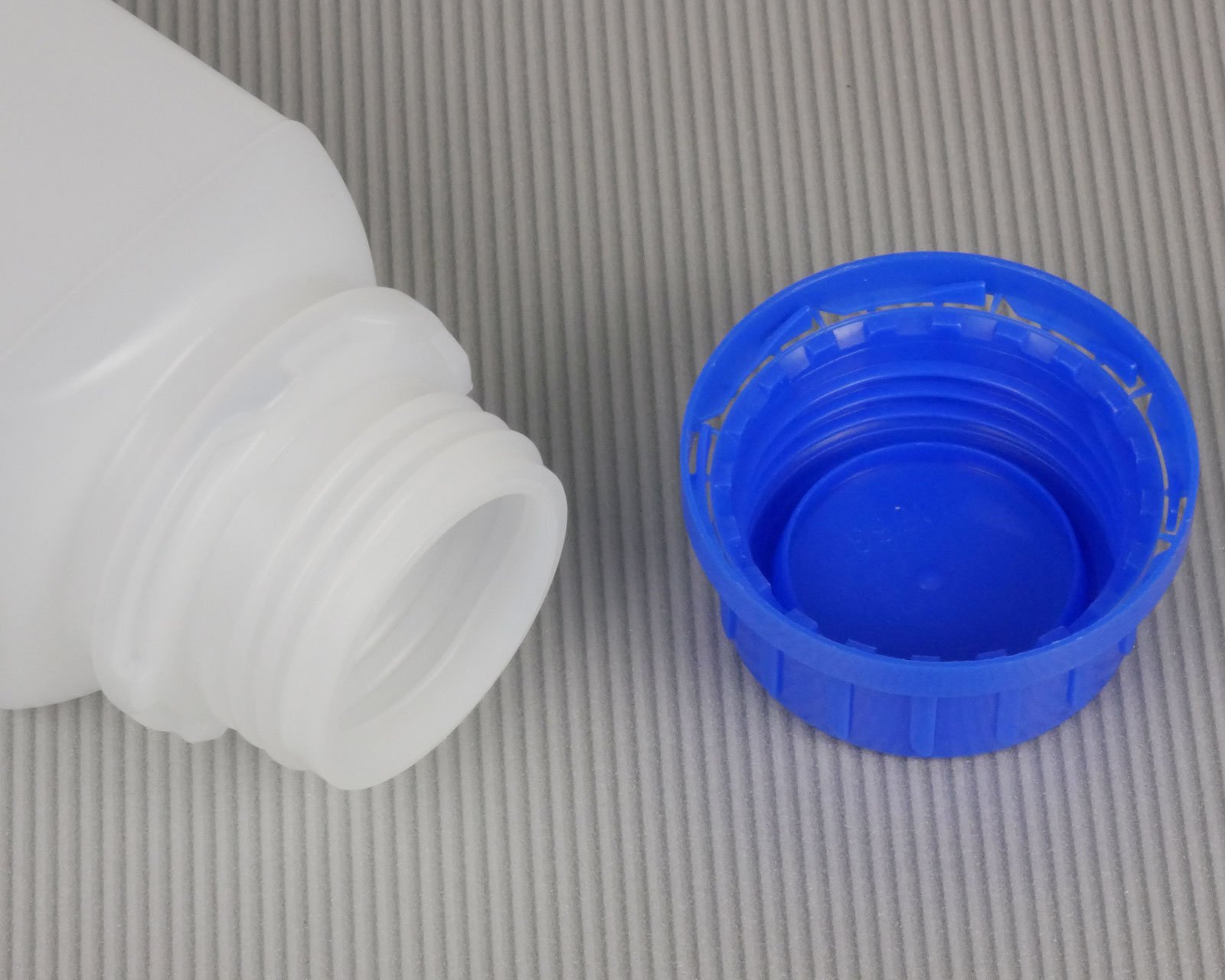 Octopus 3x 250 ml Weithalsflaschen mit Schraubverschluß, Chemiekalienflasche, Laborflasche (Packung mit 2)