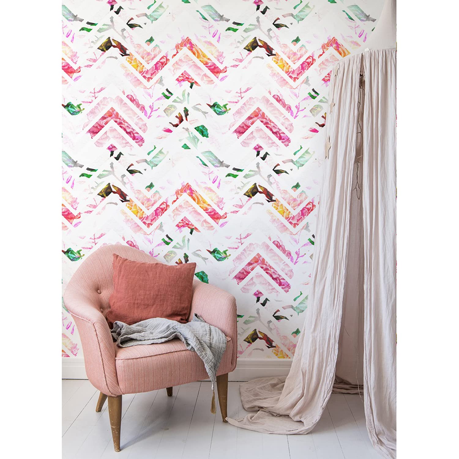 Papier peint mural intissé floral pour masquer les imperfections de vos murs