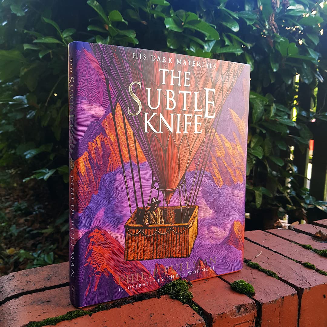 The Subtle Knife: the award-winning, internationally bestselling, now full-colour illustrated edition: 2 (His Dark Materials)