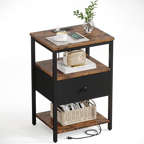 Mesita de noche con estación de carga, mesa auxiliar de cama con cajón de tela ajustable, mesita de noche con puertos USB y tomas, mesa auxiliar de