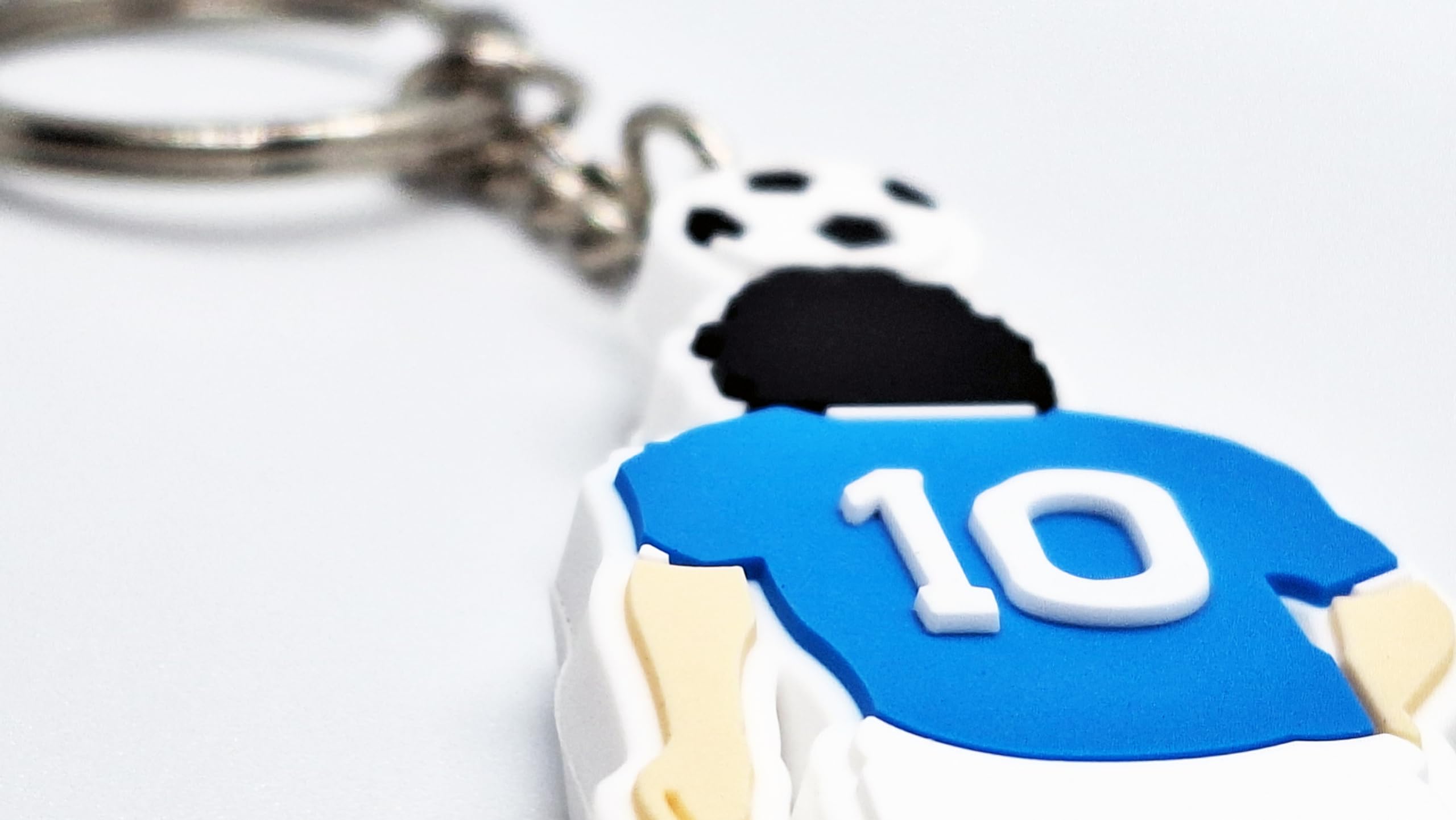 Portachiavi Super rifinito 8cm con forma Diego maglia azzurra gadget idea regalo per tifosi del napoli e fan di diego idea regalo per tifosi napoletani