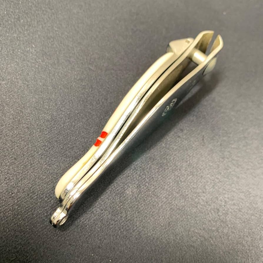 Amazon.co.jp: 大阪店舗受け取り可AMF ボウリングピン型 爪切り