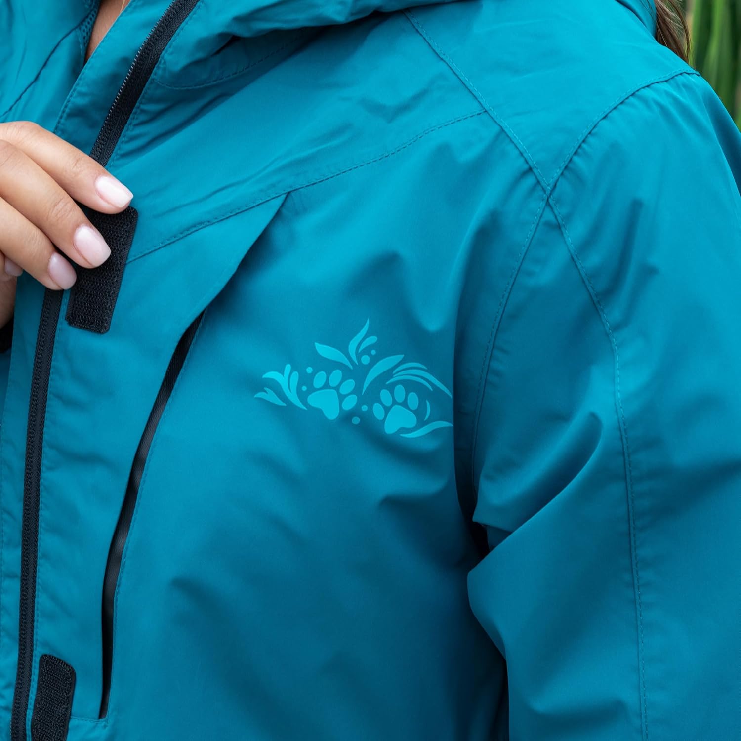 GreaterGood Women's Symphony Water Activated Paw Design Raincoat Lightweight Breathable Magical Print Jacket Windbreaker