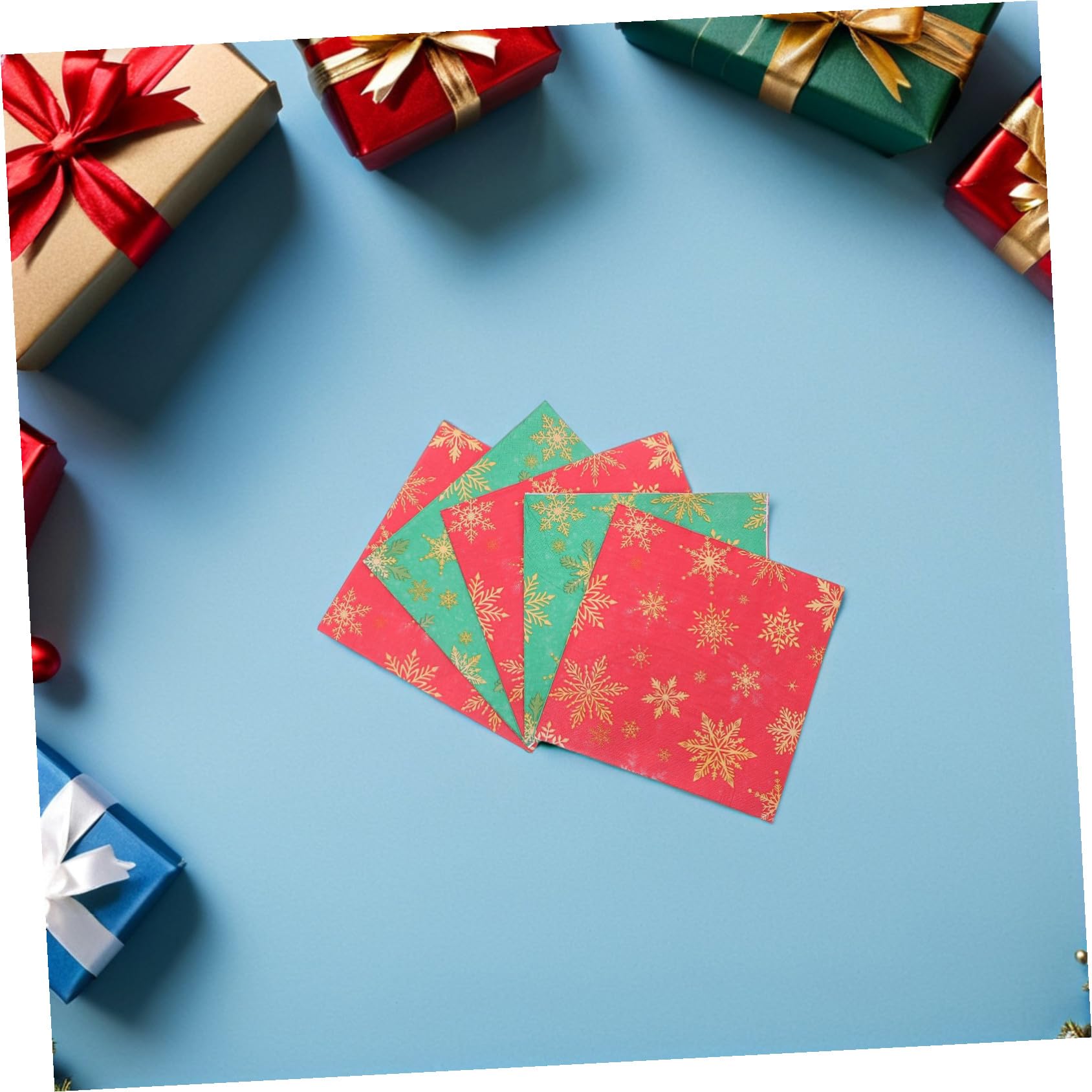 PLAFOPE 100 Piezas Unidades Servilletas Desechables de Papel con de Rojas y Verdes para Navidad Servilletas para Mesa de Fiesta y Cena Navideña para Decoración Temática Invernal