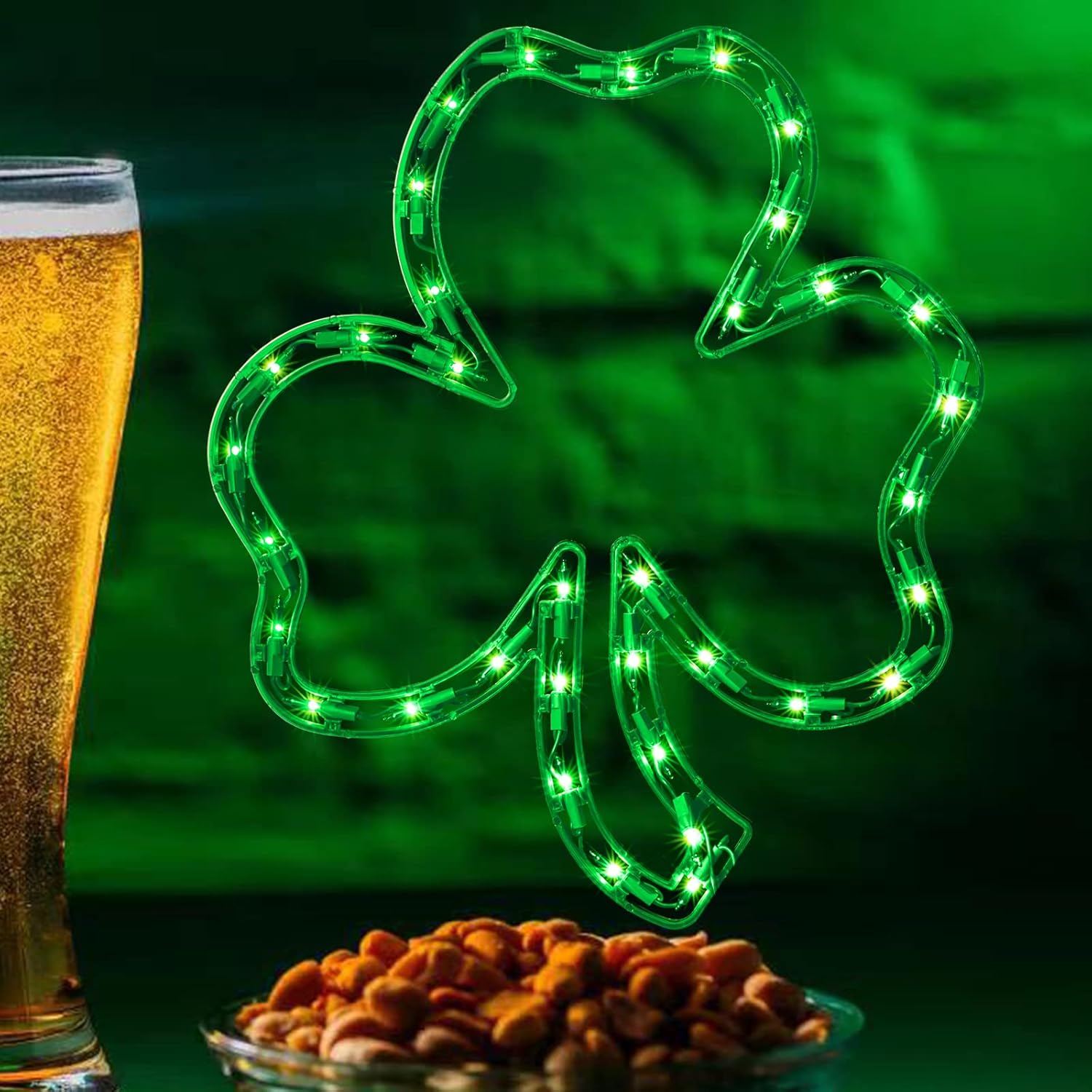 LAMPHOME 35L 16.5'' Pre-Lit Green St.Patrick's Day Irish Shamrock Window Silhouette Decoration