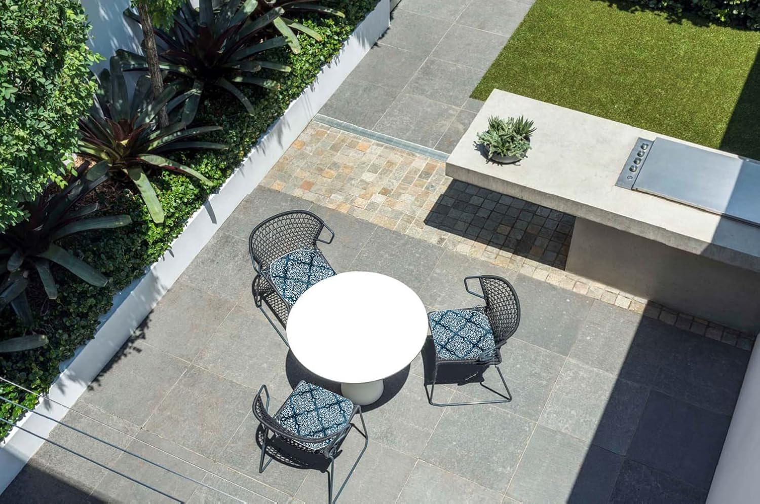Outdoor Seat Cushions Set of 4 Patio Chair Cushions with Ties 16x17 Inch Blue Geometry U-Shape Chair Pads for Outdoor Patio Furniture Garden Home Office