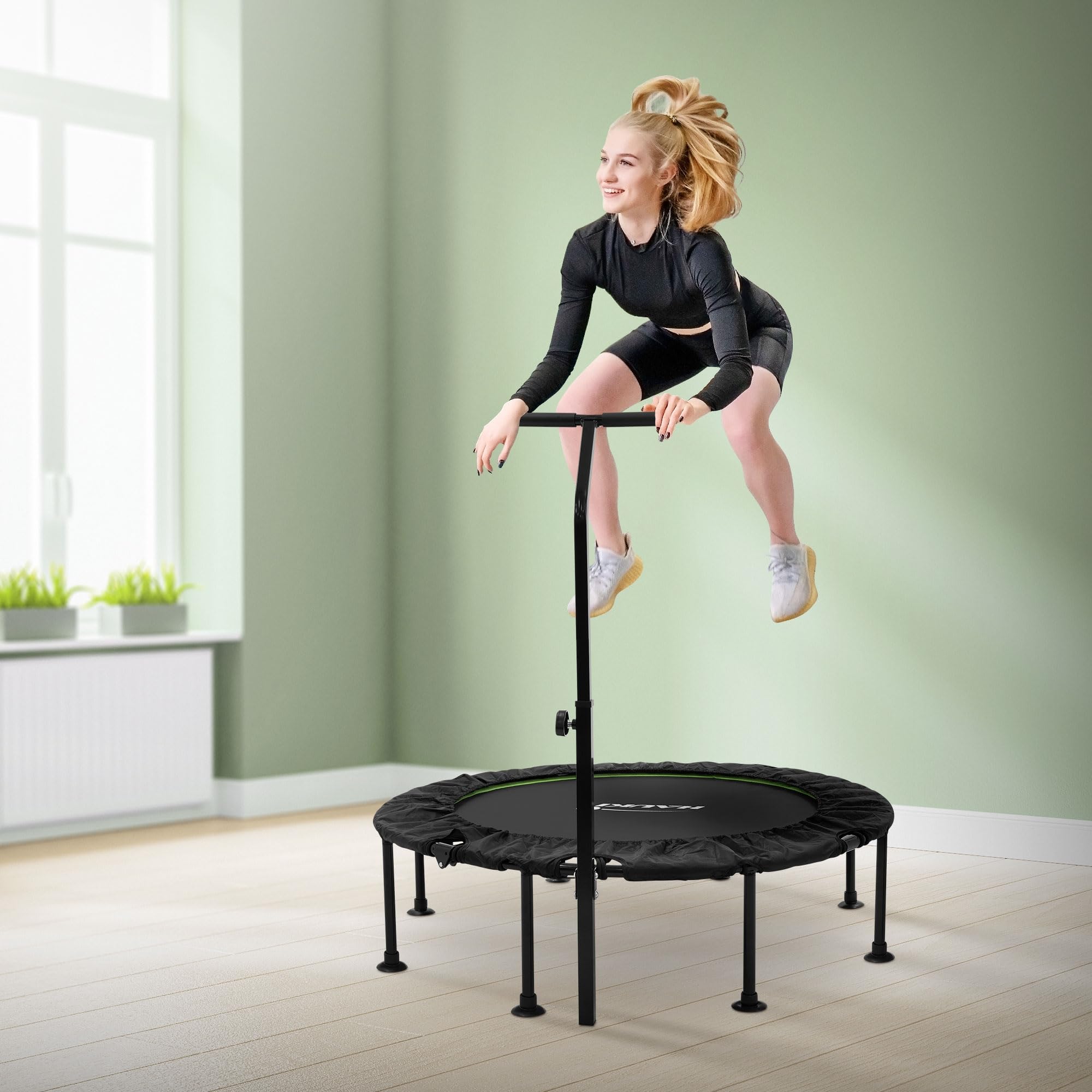 Hauki Trampolino Fitness Indoor con Maniglia Ø102cm/Ø122cm, Regolabile in Altezza, Capacita 150 kg Tappeto Elastico Silenzioso per Adulti, Mini Trampolino con Bungee, Rebounder per Esercizi a Scelta
