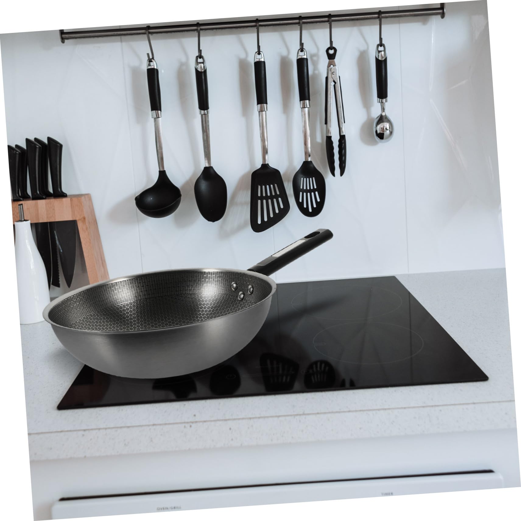 Padella Antiaderente in Acciaio con Fondo Piatto Nido d Manico in Bachelite Resistente al Calore per Friggere Uova e Bistecche su Tutti i Piani Cottura Compatta e Durevole per
