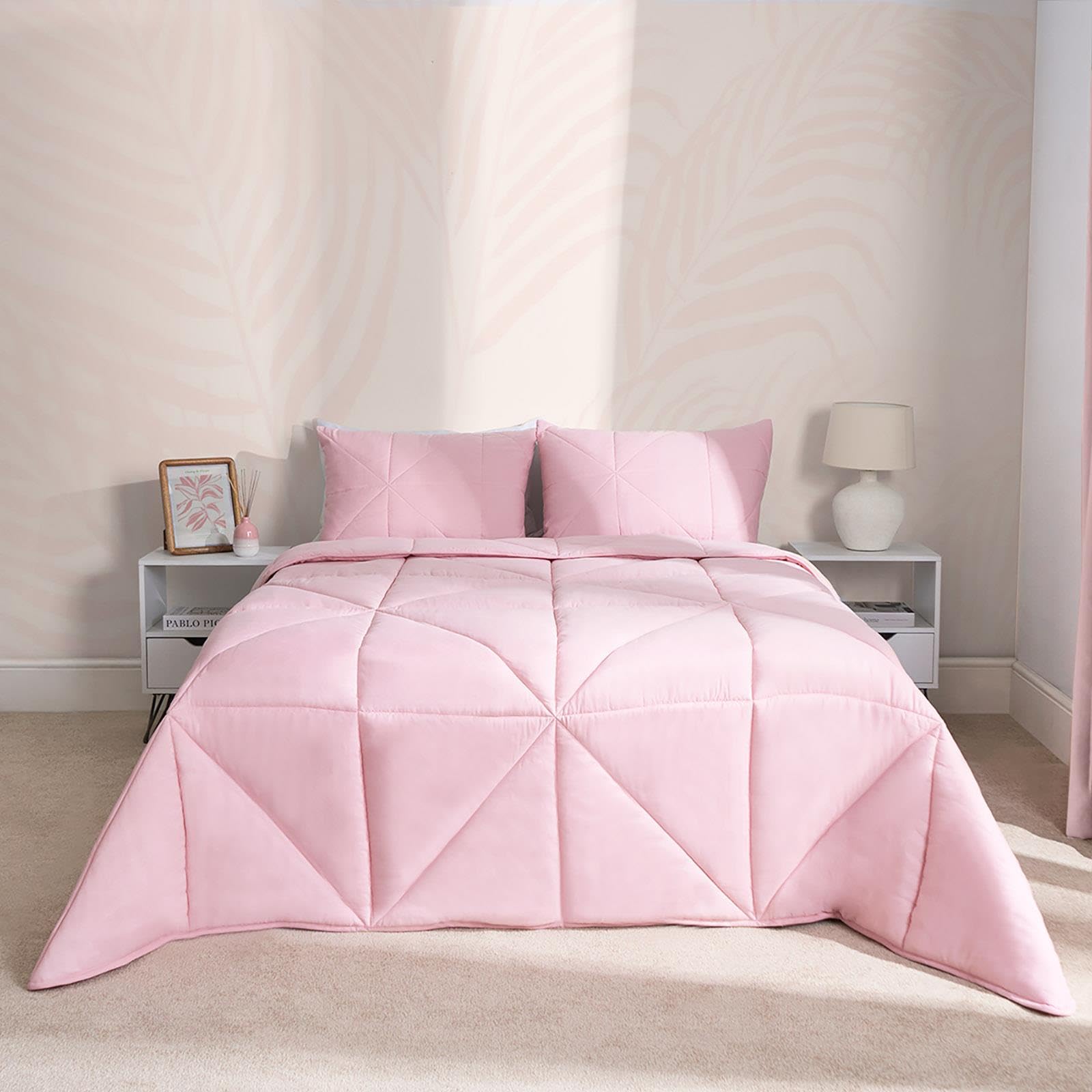 OHS Coverless Duvet Geo Quilted 7.5 Tog BeddingBlushDouble